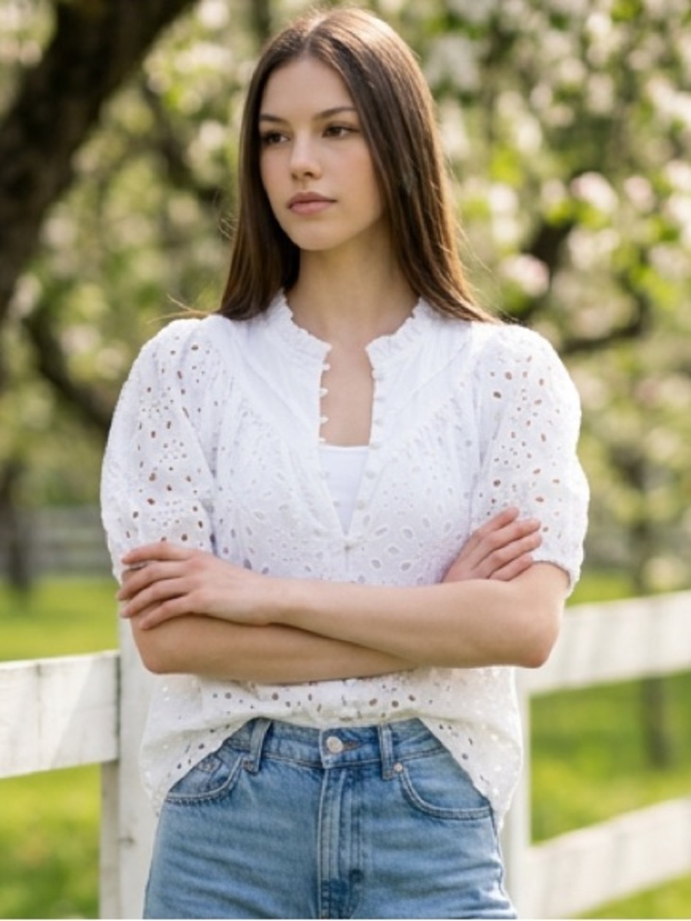PrettyGarden White Solid Eyelet Collared Button Front Puff Sleeve Blouse S